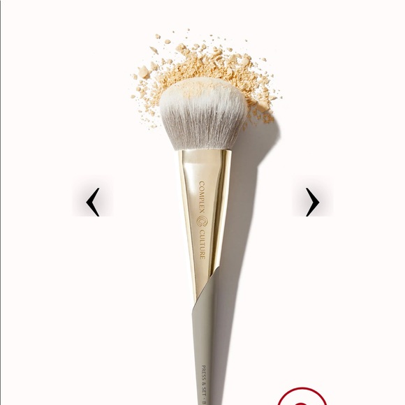 NWOT Complex Culture Press & Set Bronzer Brush - Picture 5 of 5